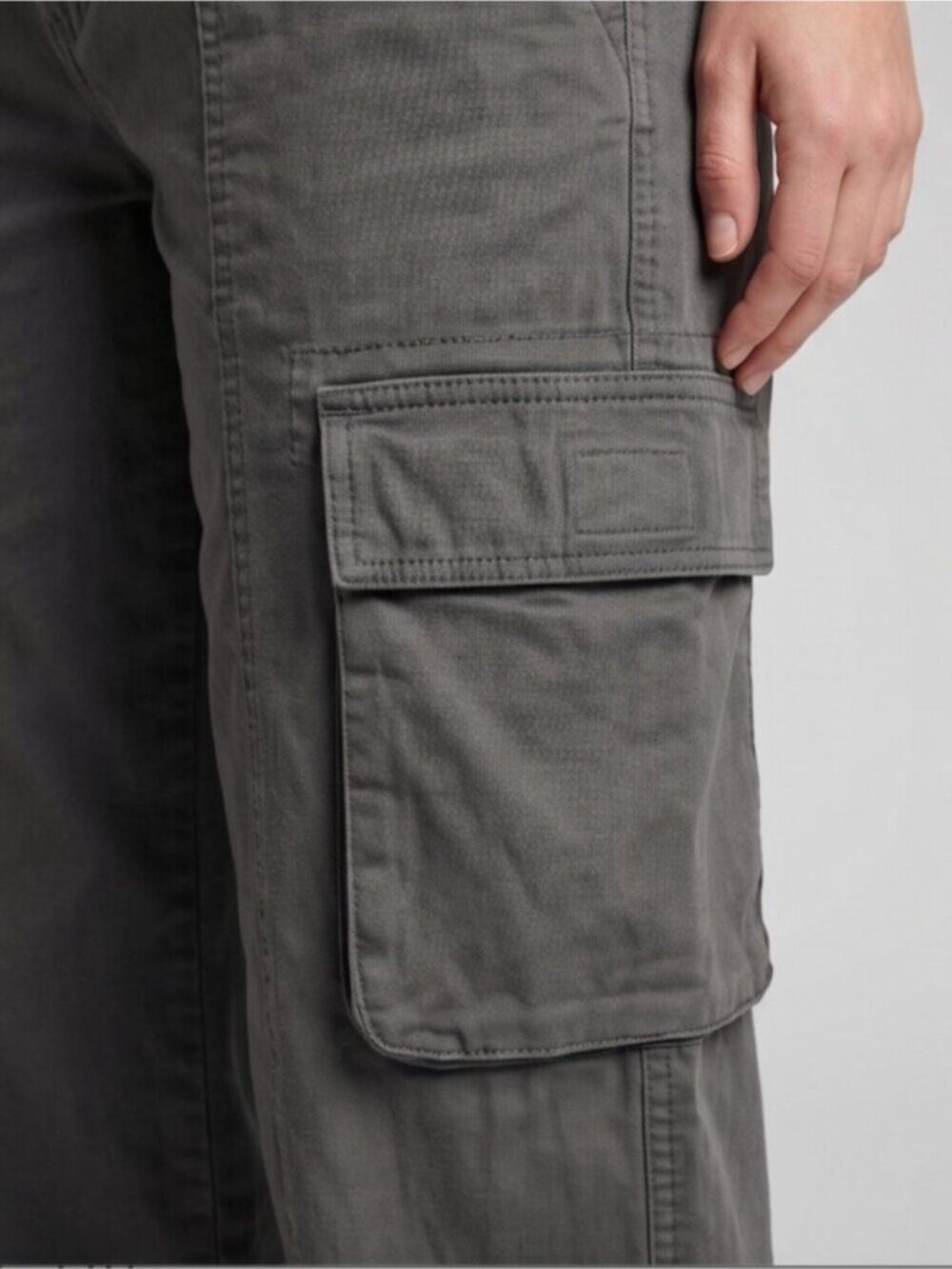 Cotton ON Gray Cargo Pant Size 6 NWT - Picture 3 of 8